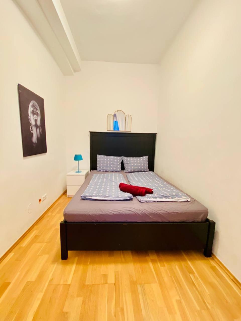 Family Apartment Th8 8 Wien Eksteriør bilde