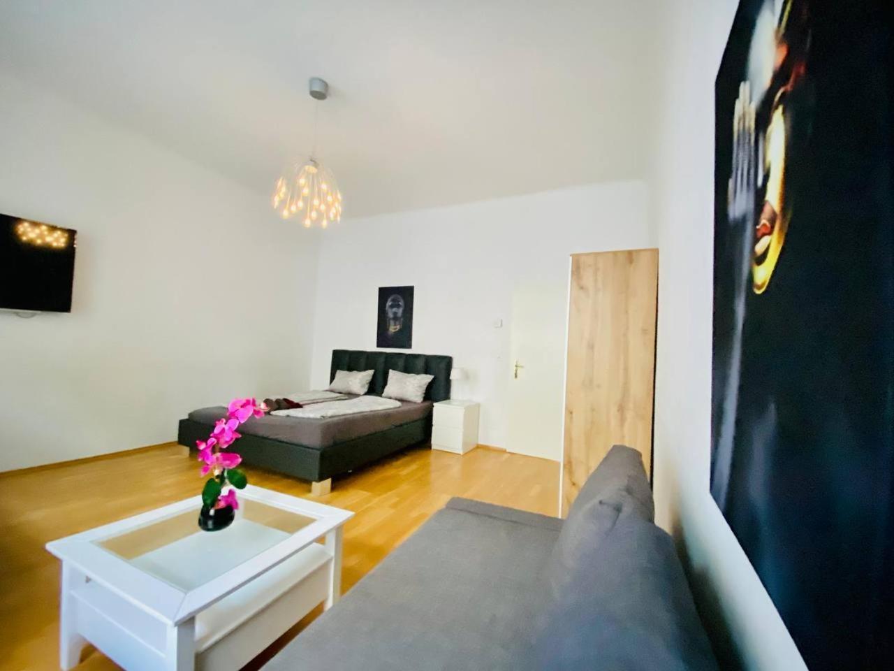 Family Apartment Th8 8 Wien Eksteriør bilde