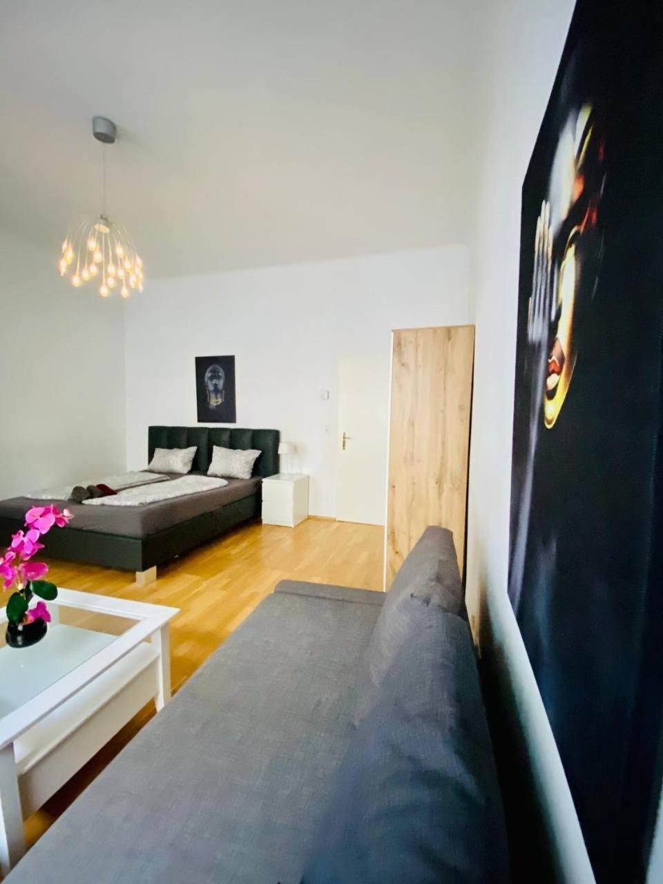 Family Apartment Th8 8 Wien Eksteriør bilde