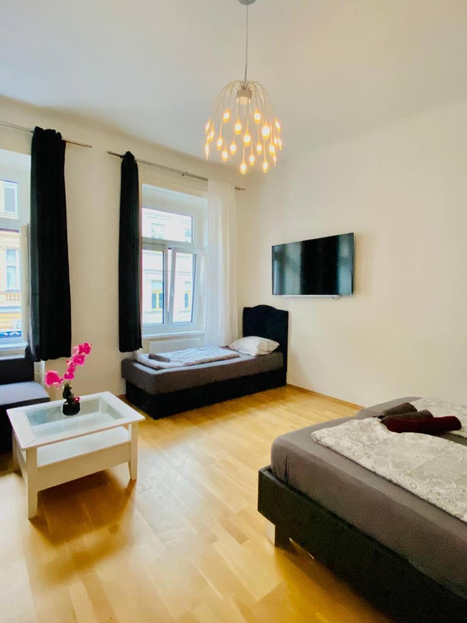 Family Apartment Th8 8 Wien Eksteriør bilde