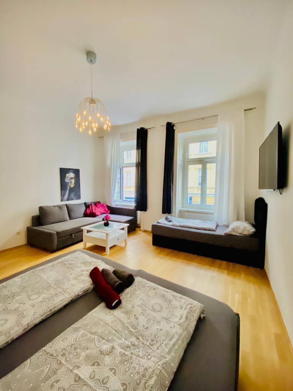 Family Apartment Th8 8 Wien Eksteriør bilde