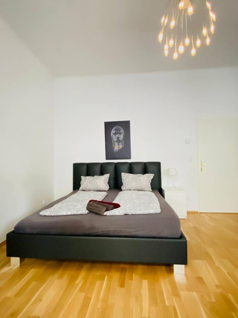 Family Apartment Th8 8 Wien Eksteriør bilde