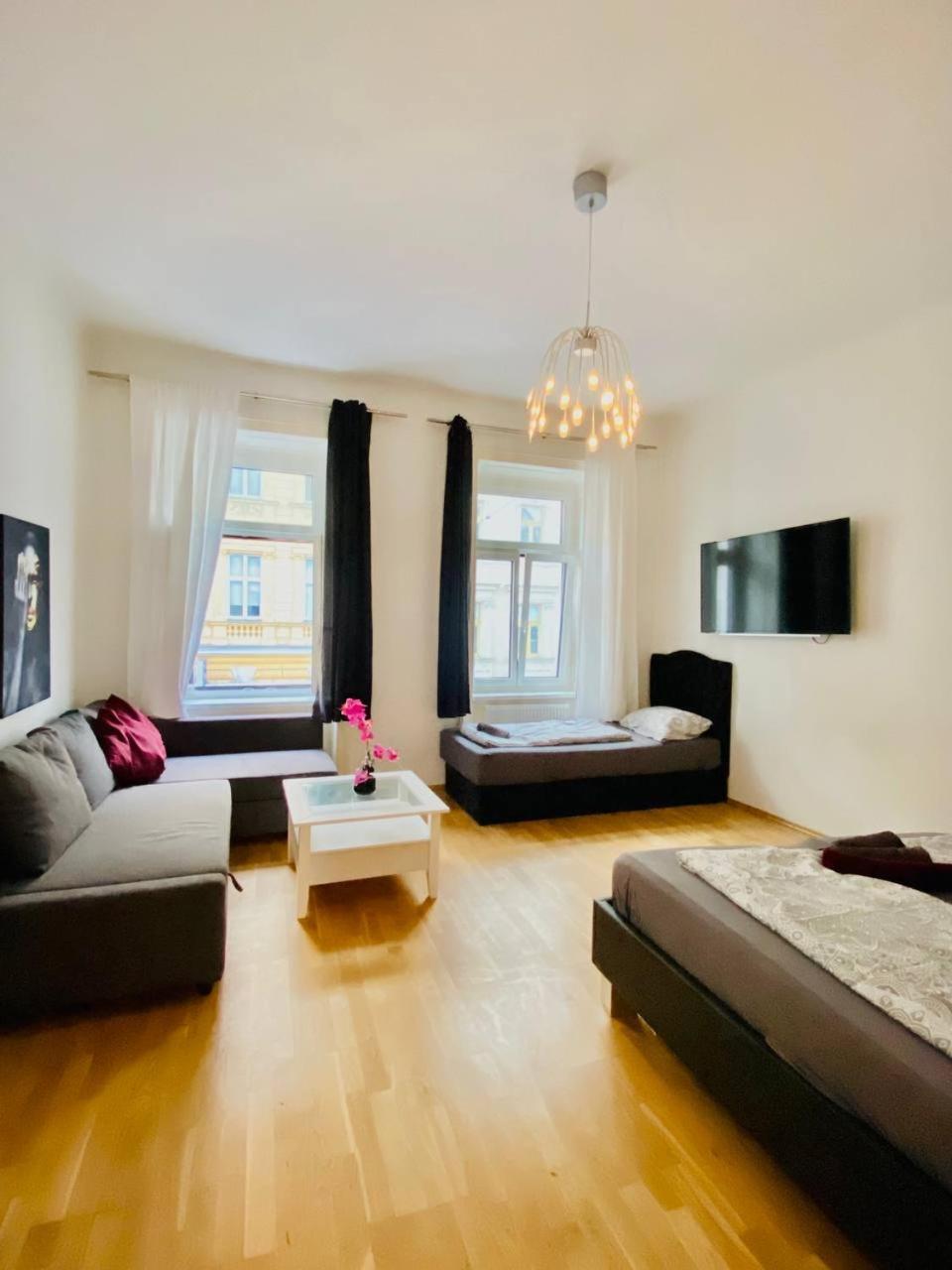 Family Apartment Th8 8 Wien Eksteriør bilde