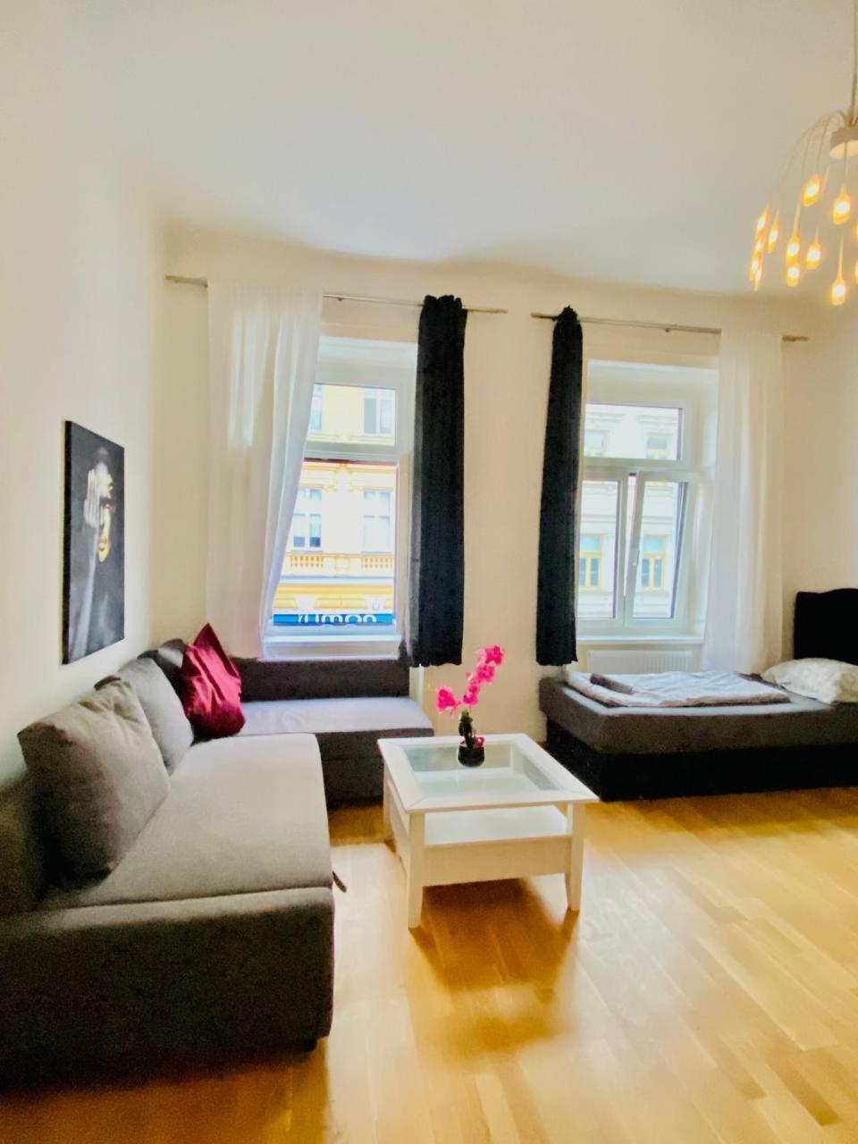 Family Apartment Th8 8 Wien Eksteriør bilde