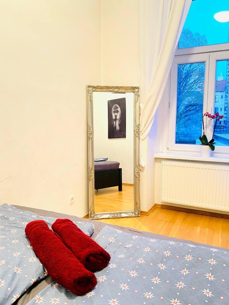 Family Apartment Th8 8 Wien Eksteriør bilde